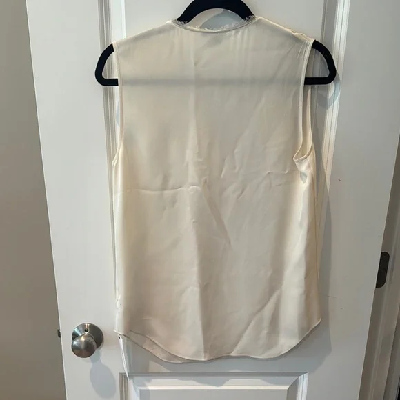 Theory crossover silk top - Picture 6 of 6